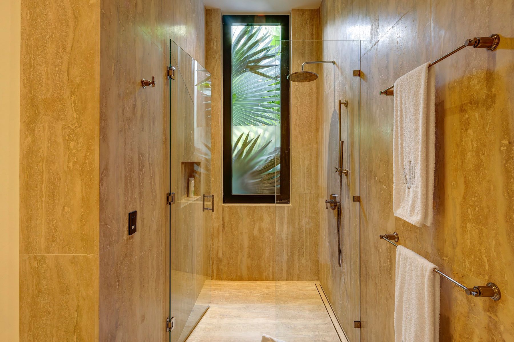 Las Ondas villa photo.